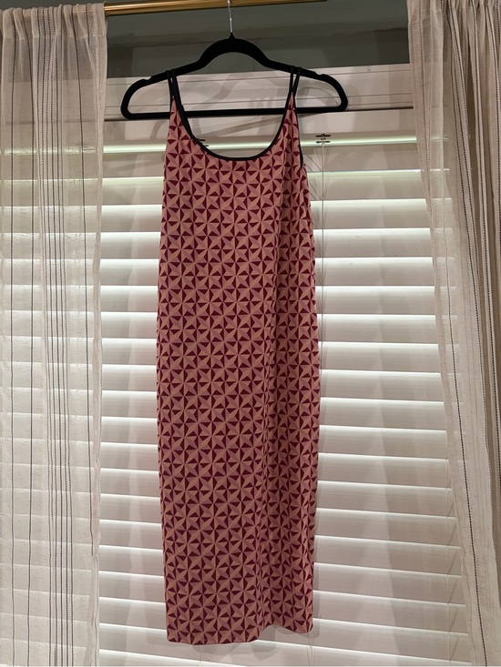 Zara Dresses & Skirts - Zara Pink Geometric Slip Midi Dress with Black Trim